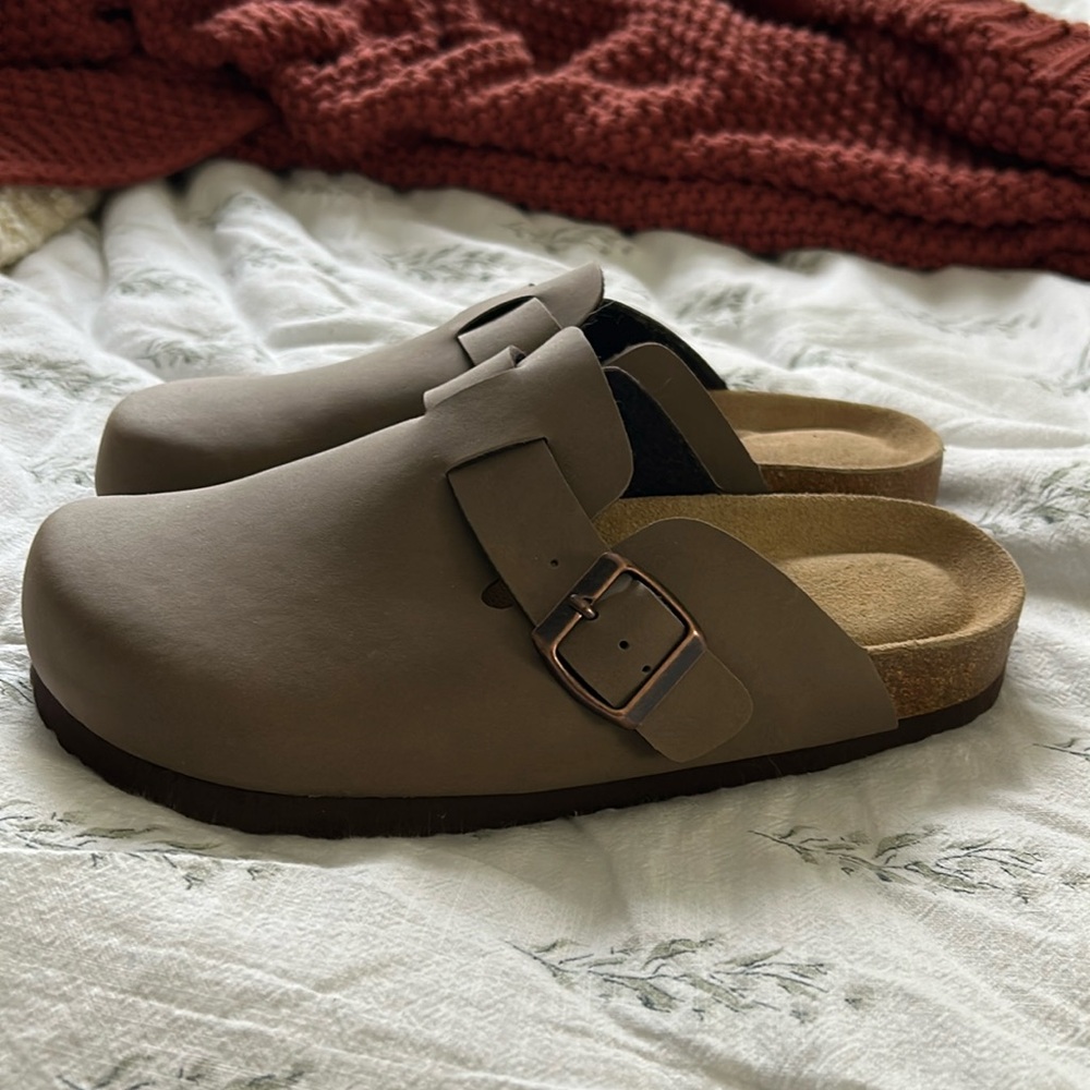 Cushionaire Slide Mules